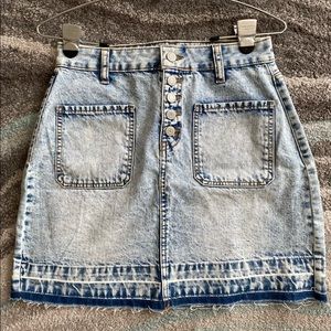 New SO stonewashed denim skirt